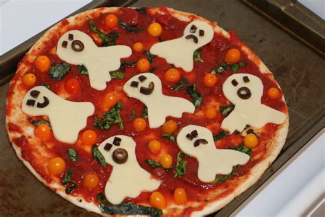 Healthy Halloween: Ghost Pizza - Whitney E. RD