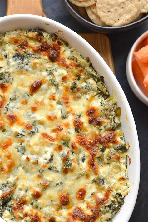 Healthy Spinach Artichoke Dip - Skinny Fitalicious®