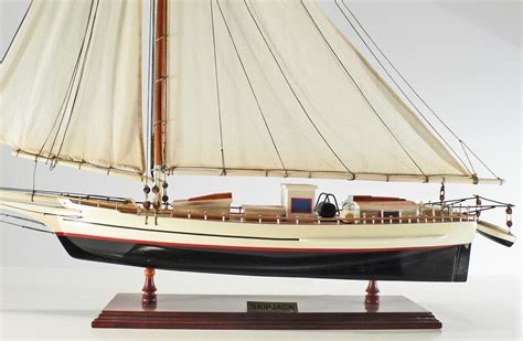 Skipjack - Handmade modelship made of wood