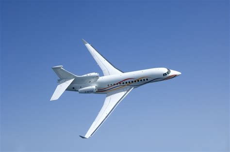 Dassault Falcon 7X Long-Range Business Jet