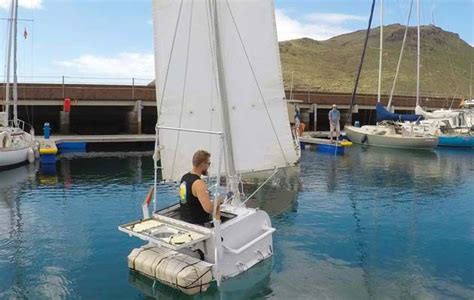 Undaunted – the 42-inch yacht still hoping to become the smallest boat ...