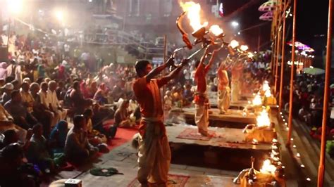 BEST MAA GANGA AARTI BANARAS [FULL HD] - YouTube