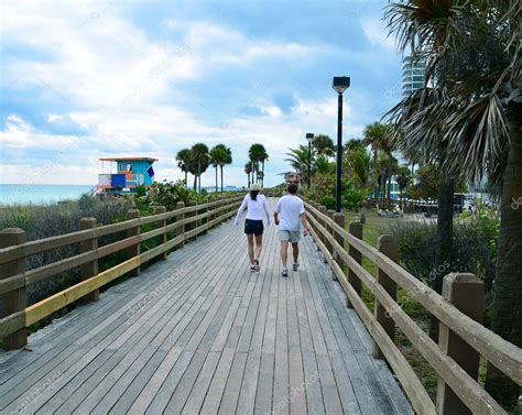 Miami Beach Boardwalk — Stock Photo © Wimbledon #9042628