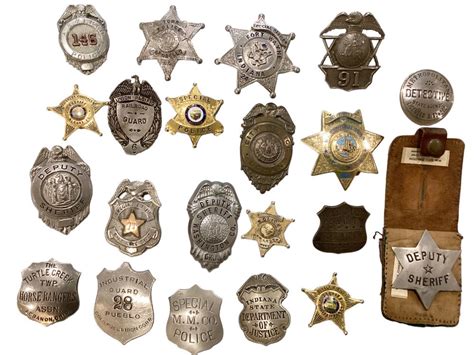 Lot - (21) Police/Sheriff Badges