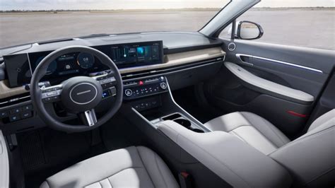 Restyled 2024 Hyundai Sonata Gets More Interior Choices, Drops Weakest ...