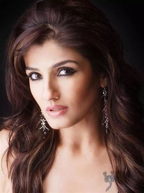 Raveena Tandon provides tips to reduce hair fall | Filmfare.com