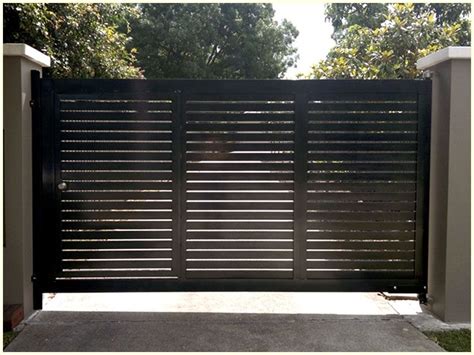 Aluminium Gate, Aluminum Gate, एल्यूमिनियम गेट - Stone Ply And Doors, Kanchipuram | ID: 13099847473