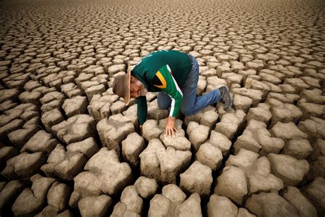 South Africa's Karoo region drills and prays as taps run dry | CBC News