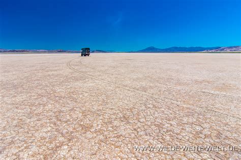 Alvord Desert: Weisser Salzsee [Oregon] - www.wilde-weite-welt.de