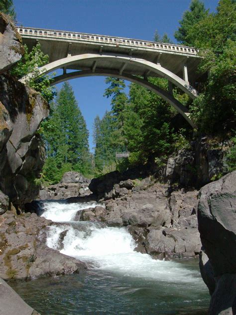 Mill Creek Falls, Southern Oregon | Southern oregon, Places ive been, Oregon