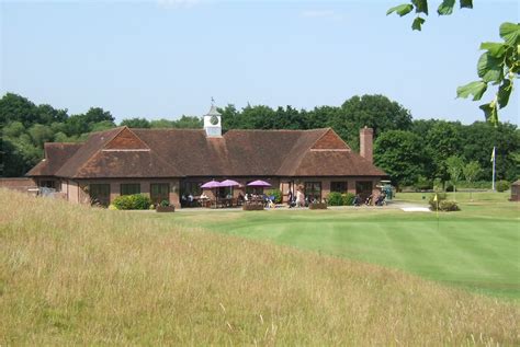 sutton green golf club, woking, - Golf course information and reviews.