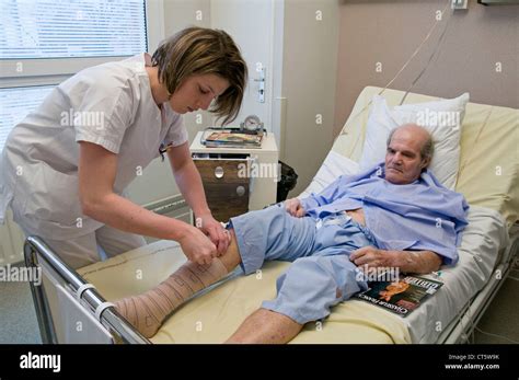 Restraint hospital hi-res stock photography and images - Alamy