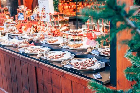 Visiting the Oslo Christmas Markets (+ A Video!) - Heart My Backpack