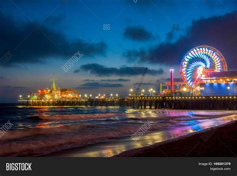 Pier Santa Monica Image & Photo (Free Trial) | Bigstock