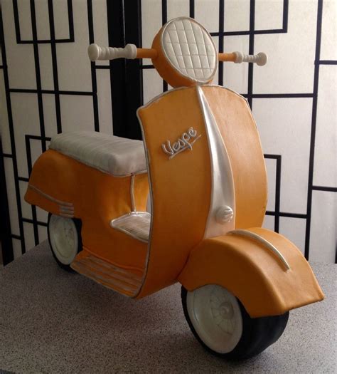 3D Vespa Scooter Cake | Vespa scooters, Vespa, Scooter cake