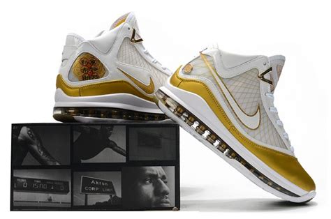 Nike LeBron 7 “China Moon” White/Metallic Gold For Sale – The Sole Line