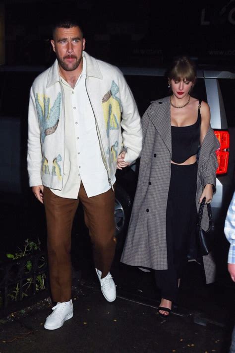 Taylor Swift, Travis Kelce Having 'Deep Conversations' About Their Future - Cirrkus News