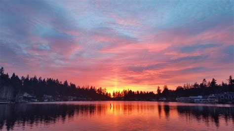 Oswego Lake in Lake Oswego Oregon.