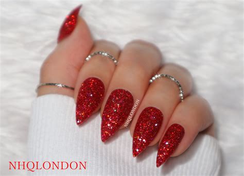 Ruby Red Ombre Nails / You'll have plenty of shade options for this one ...