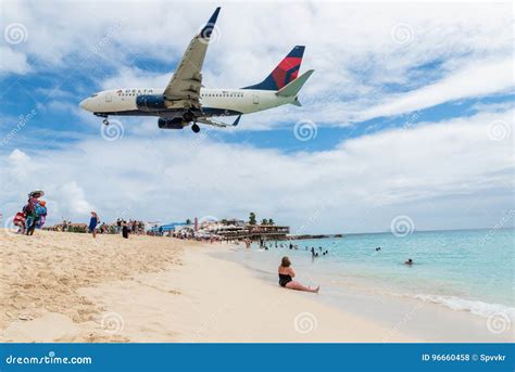 Plane Landing Flying Over Famous Maho Beach Editorial Stock Photo ...