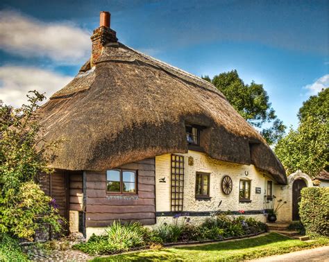 18 Gorgeous English Thatched Cottages – Britain and Britishness