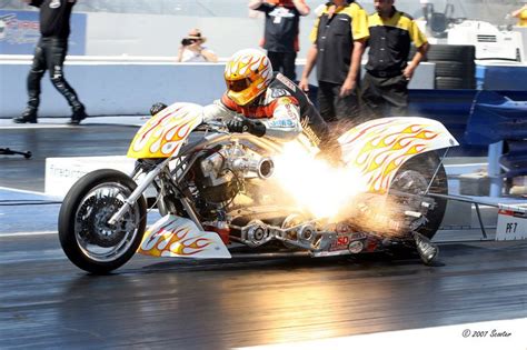 Harley-Davidson Drag Racing, The Book That Has It All | Top Speed