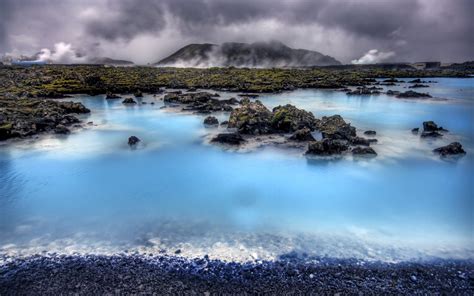 Blue Lagoon, A Geothermal spa in Iceland - Travelling Moods