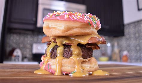 The Homer Simpson Burger! A Classic. : r/FatEqualsFlavor