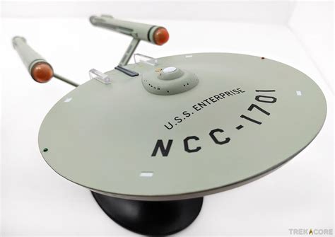 REVIEW: Eaglemoss XL Enterprise NCC-1701 • TrekCore.com