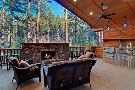 9 Cozy South Lake Tahoe Cabins To Rent For Your Ski Trip!