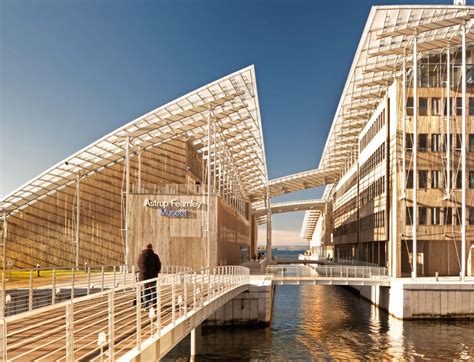 ASTRUP FEARNLEY MUSEUM OF MODERN ART in OSLO. Renzo Piano Building Workshop | Renzo piano, Roof ...