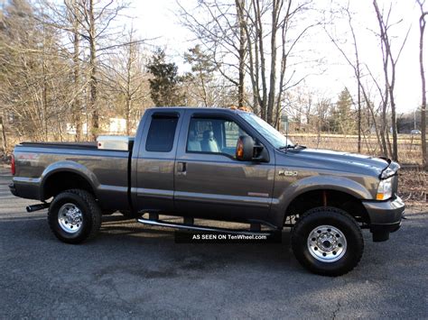 2003 Ford F250 Powerstroke Diesel Fx4 Ext Cab 4x4 $16900 / Offer