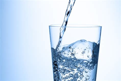 How much water should you drink? - Ara Mental Health