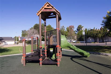 ASPEN ELEMENTARY - RecWest Outdoor Products