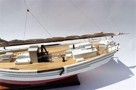 Model Boat Chesapeake Skipjack | Model boat plans, Model boats, Boat