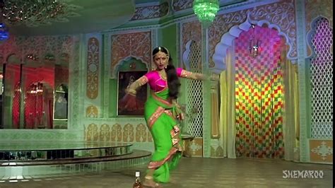 Aaj Imtehan Hai - Amitabh Bachchan - Rekha - Suhaag - Full Video Song ...