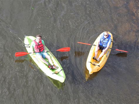 men-kayaking-lehigh-delaware-river ~ Twin Rivers Tubing