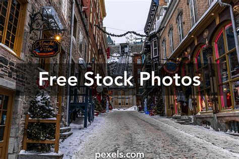 Christmas Town Wallpaper Photos, Download The BEST Free Christmas Town Wallpaper Stock Photos ...