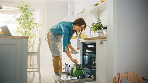 A Deep Dive Into LG Dishwasher Features: What Are They & Do They Work ...