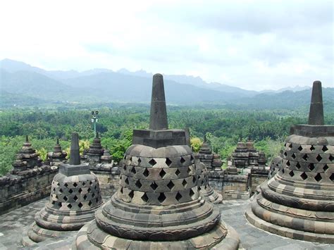 Borobudur Temple Best Historical Places in Indonesia - Gets Ready