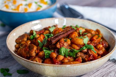 Slow Cooker Lamb Tagine - Slow Cooker Club