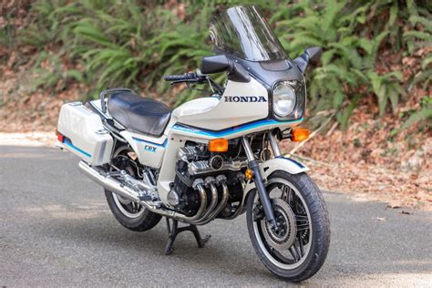 The Honda CBX 1000 Was an 80s 6-Cylinder Superbike