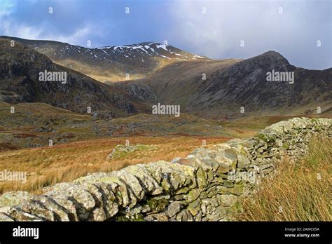 Carneddau mountain range and views of Carnedd Llewellyn Stock Photo - Alamy