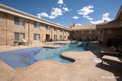 Best Western Denver Southwest Pool: Pictures & Reviews - Tripadvisor