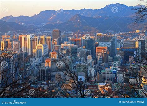 Sunset on Seoul Downtown Captured from the Top Editorial Image - Image of scape, korea: 163776685