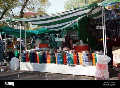 Tianguis mexico hi-res stock photography and images - Alamy