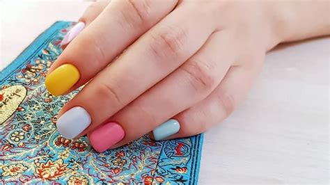 20 Stunning Fall Nail Colors To Try This Season