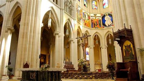 La catedral de la Almudena: historia, curiosidades y qué ver