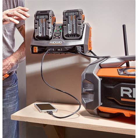 RIDGID GEN5X 18 Volt Dual Port Sequential Charger with Dual USB Ports