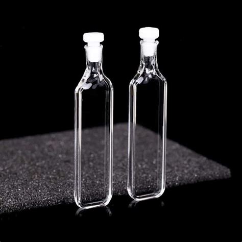 Stopper 1mm, 350uL, 2 Windows, Round Bottom, HTR, QP2HR01, UV Vis Cuvette For Spectroscopy | QP2HR01